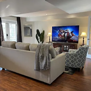 Cozy Lovely Ravine Facing Suite. Apartment